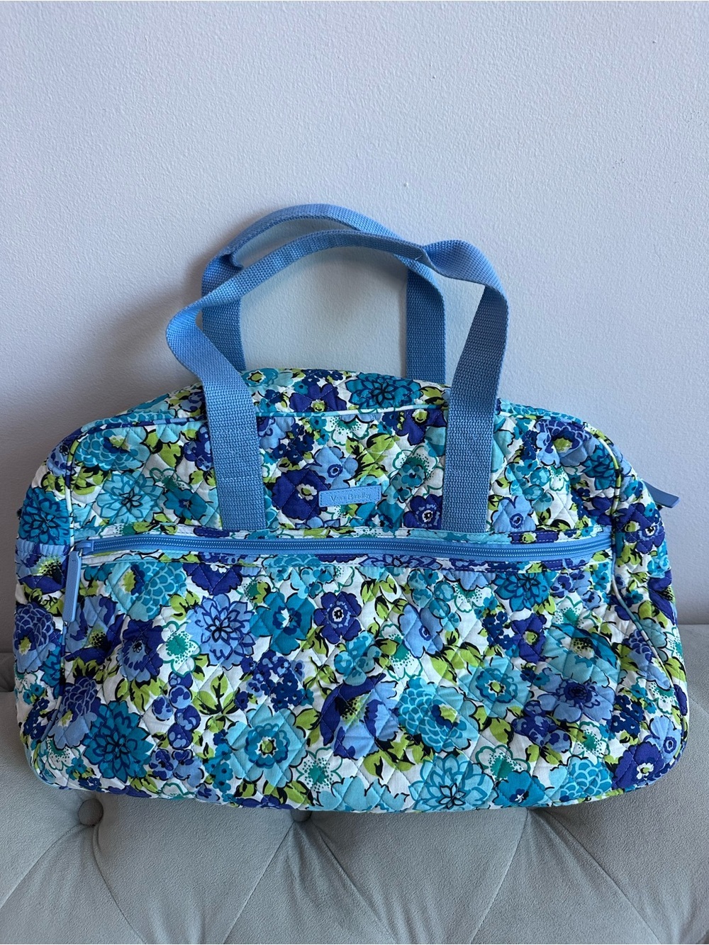 VERA BRADLEY TRAVELER BAG, BLUEBERRY BLOOMS